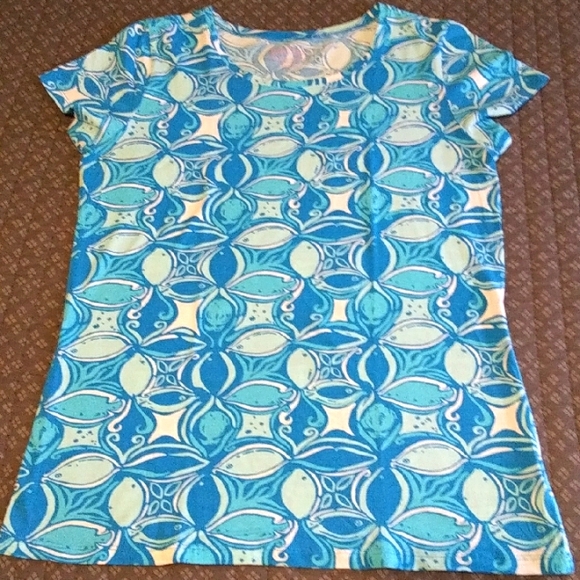 Lilly Pulitzer Fish pattern Tee, VGUC - Picture 1 of 6